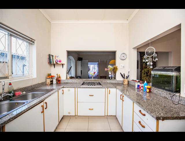 2.5 BEDROOM HOUSE TO LET IN MORNINGSIDE